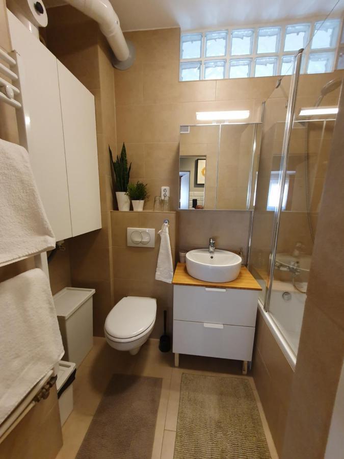 Guru 3 * Szeged